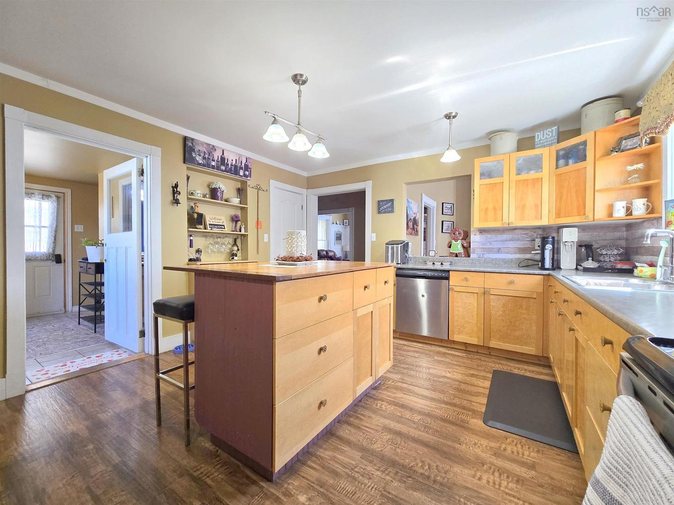 13 West Victoria Street, Amherst, NS