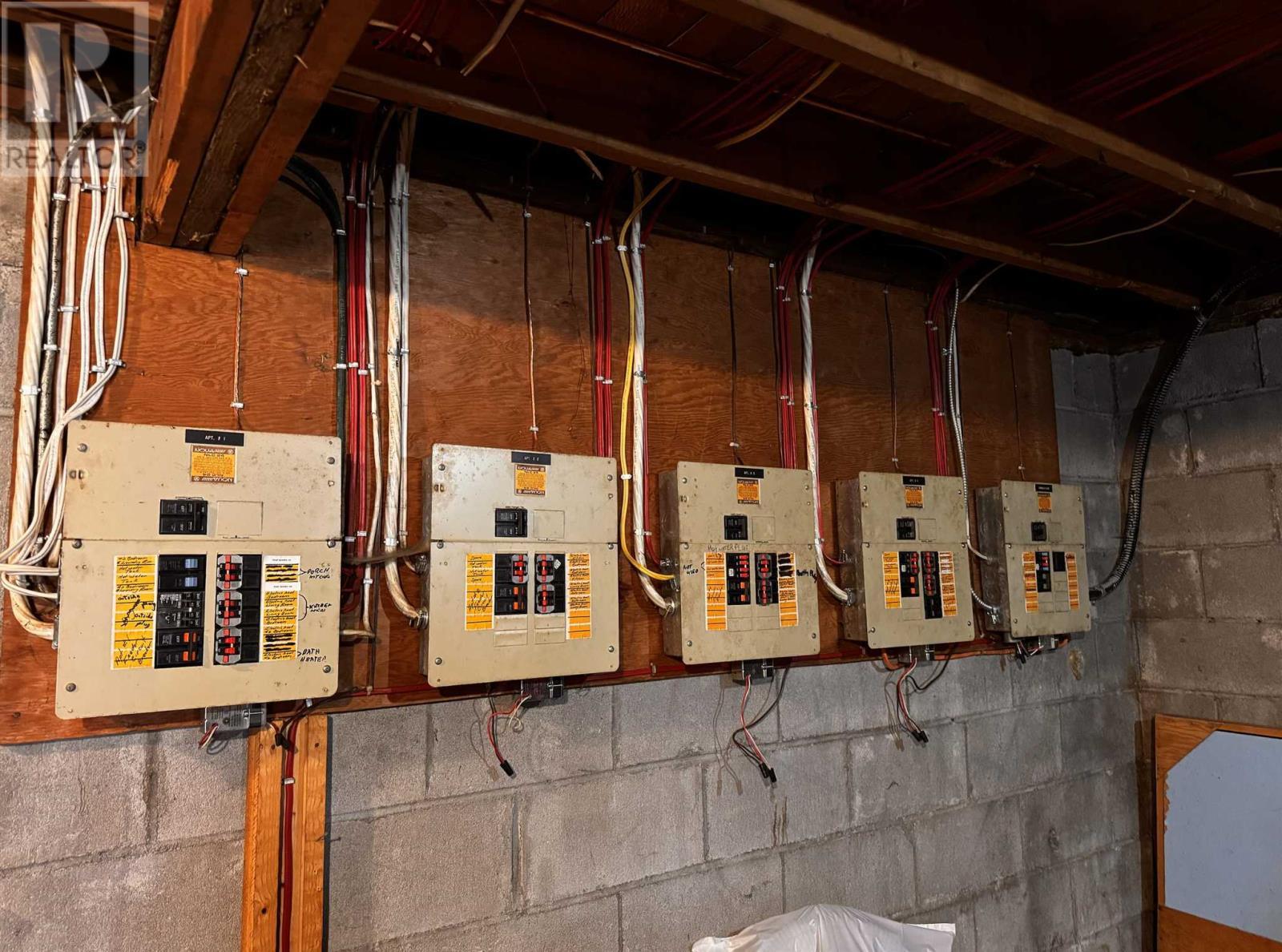 59 Winston Rd, Wawa, ON - Indoor Photo Showing Basement