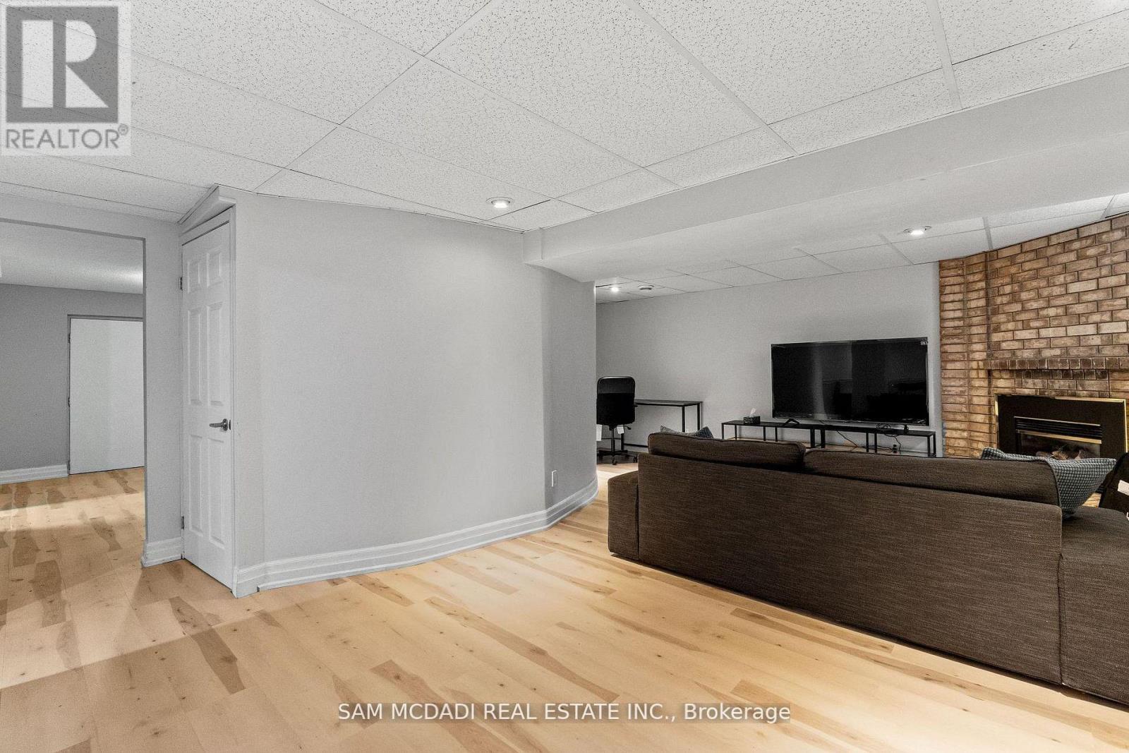4025 Rolling Valley Drive, Mississauga, ON - Indoor