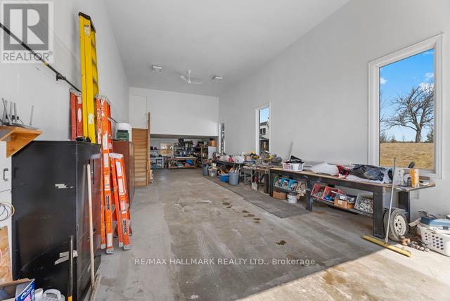 5038 Thornton Road N, Oshawa, ON - Indoor Photo Showing Garage