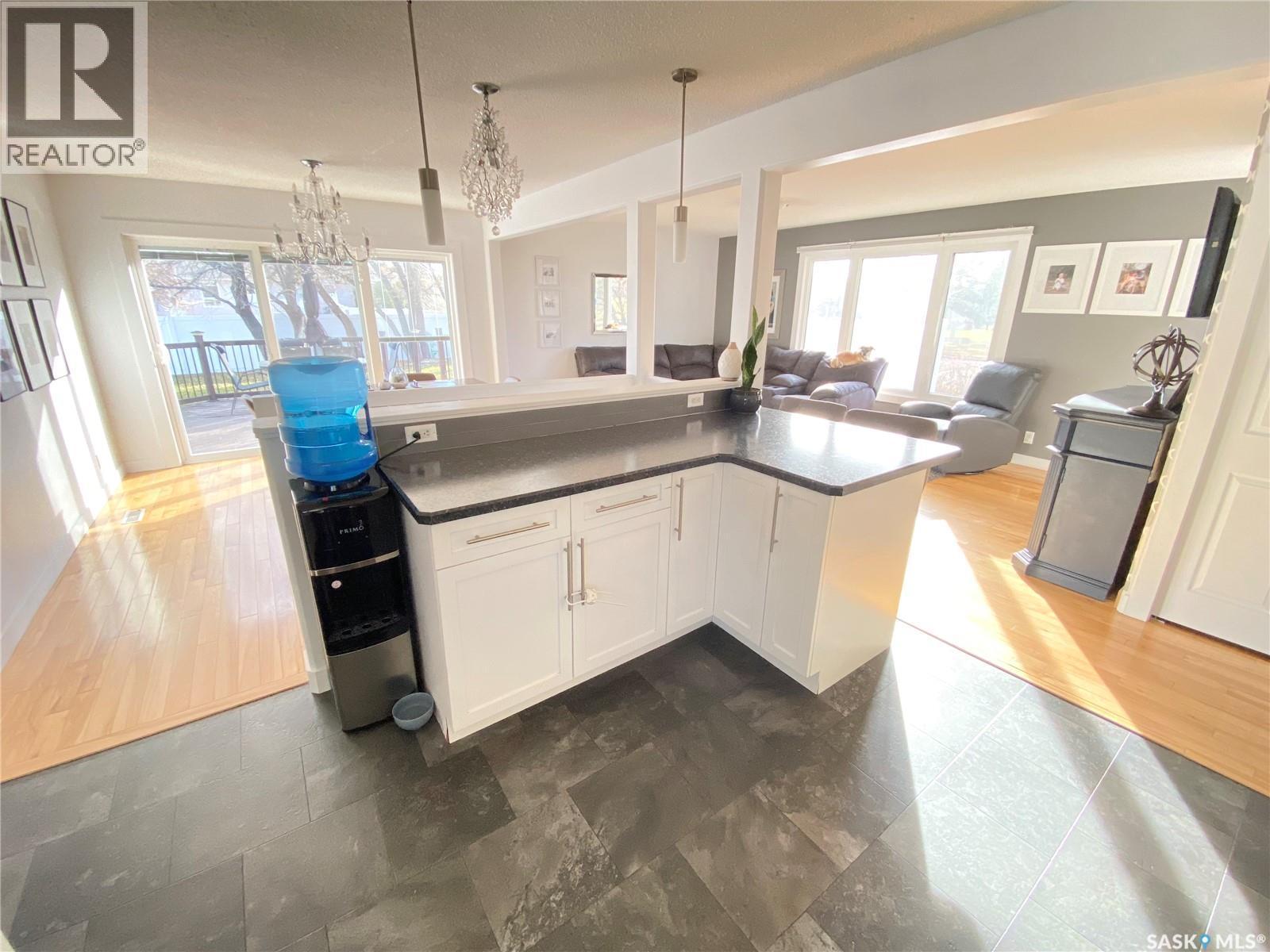 1205 Douglas Road, Weyburn, SK - Indoor Photo Showing Kitchen