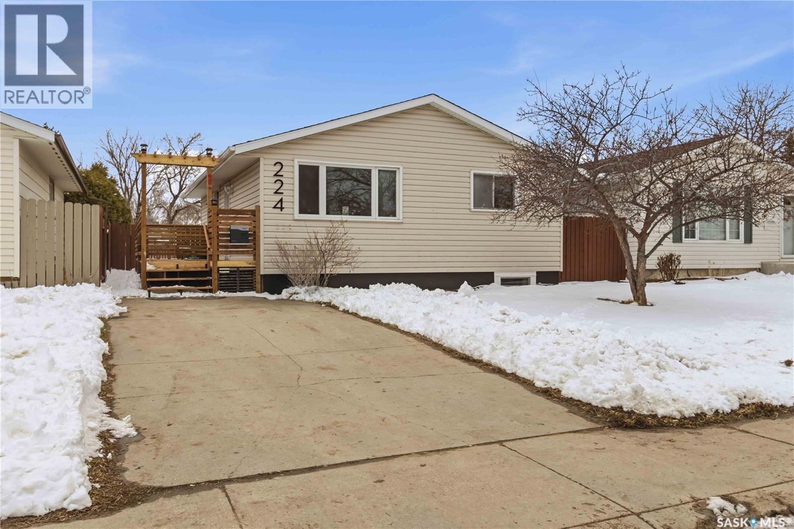 224 Waterloo Crescent, Saskatoon, SK - Outdoor