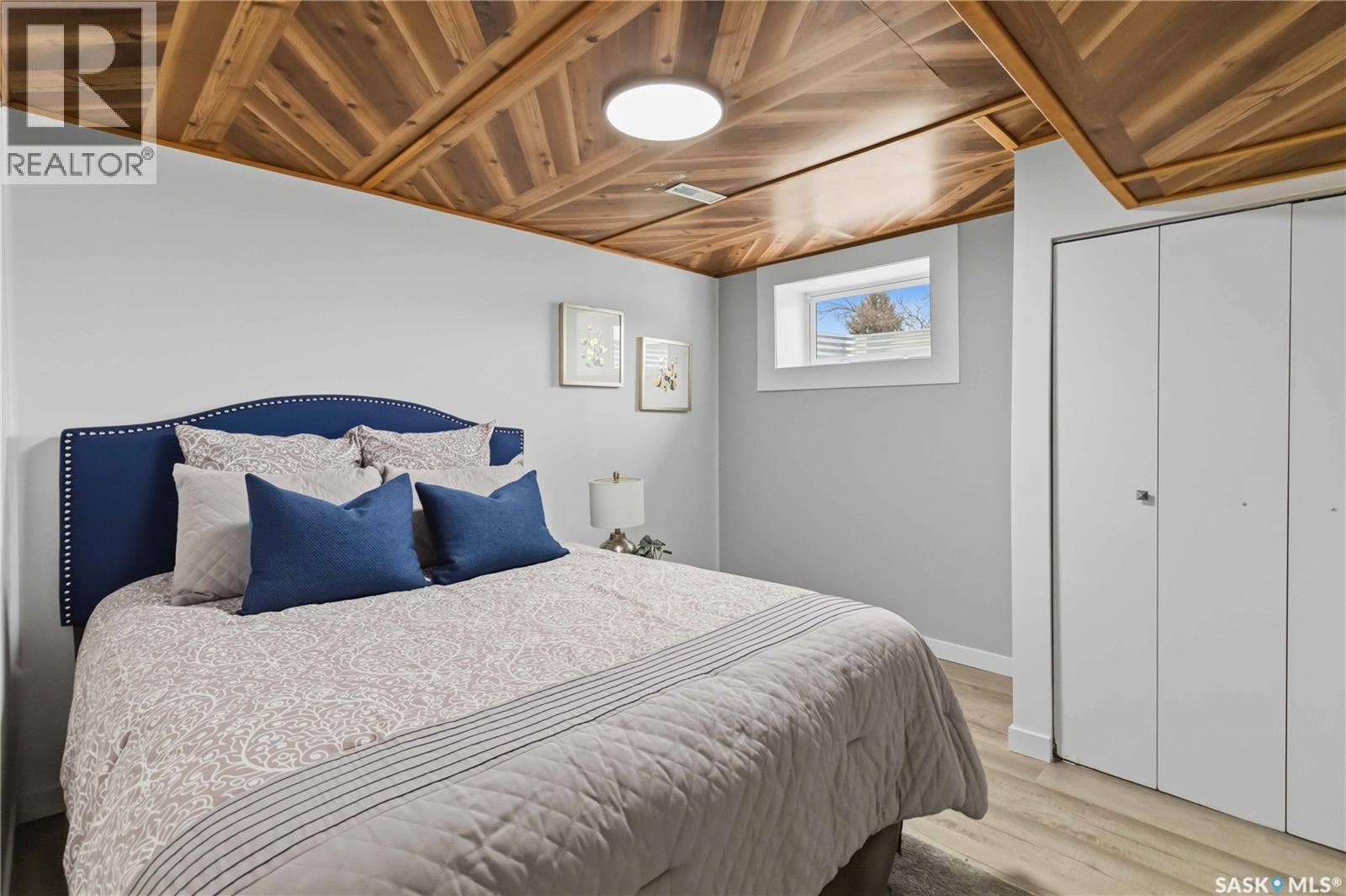 224 Waterloo Crescent, Saskatoon, SK - Indoor Photo Showing Bedroom