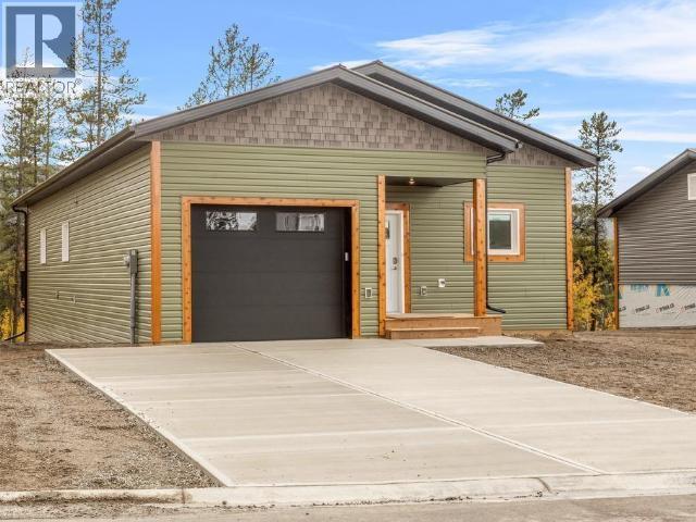 10 Alert Avenue, Whitehorse, YT - Outdoor With Exterior