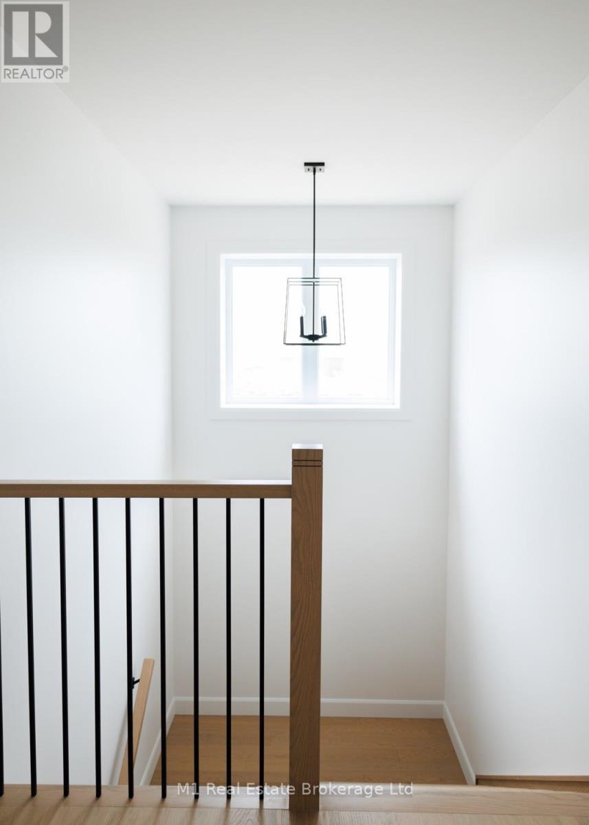 74 Bedell Drive, Mapleton, ON - Indoor Photo Showing Other Room