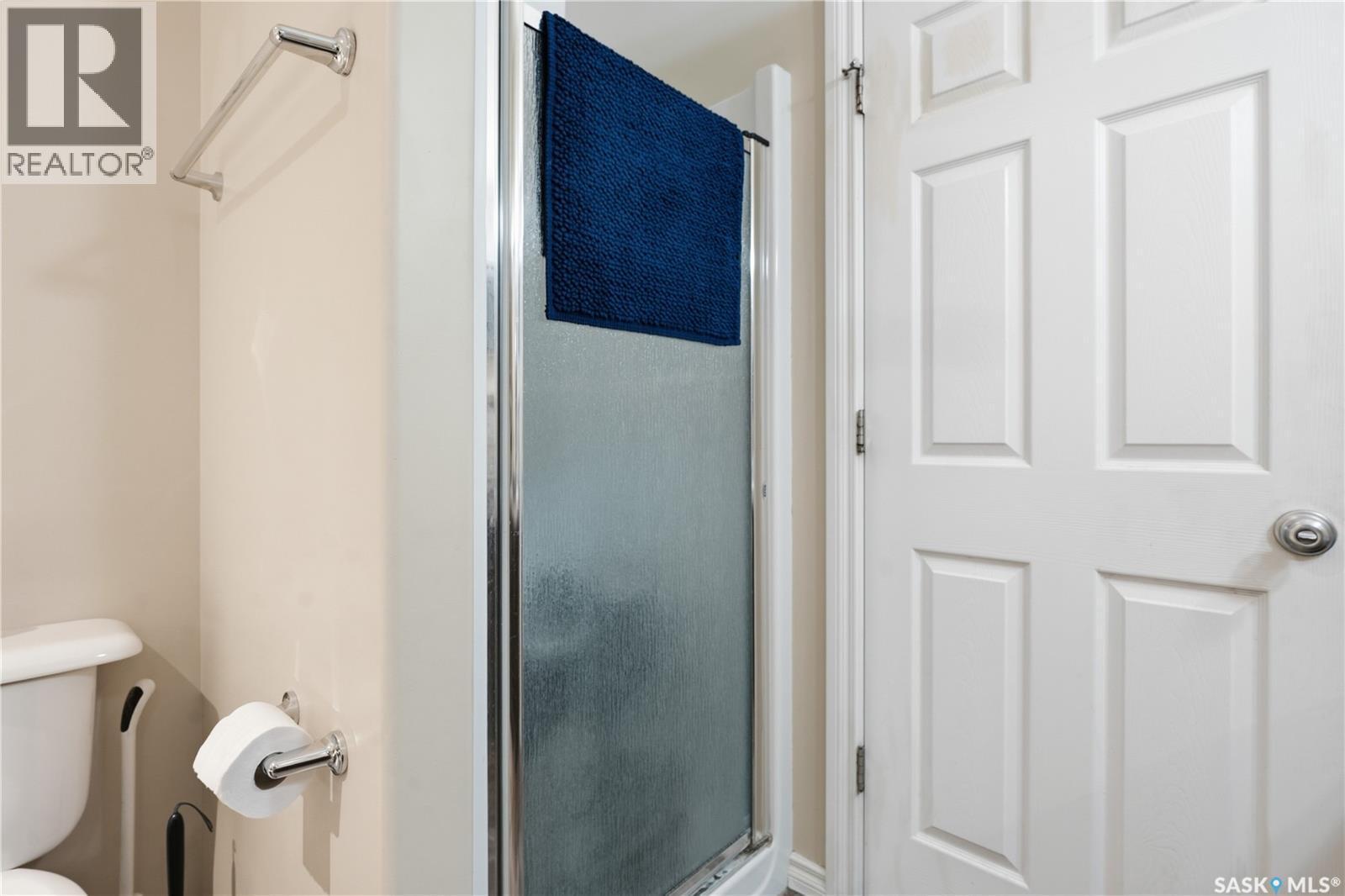 225 Willow Street, Pense, SK - Indoor Photo Showing Bathroom