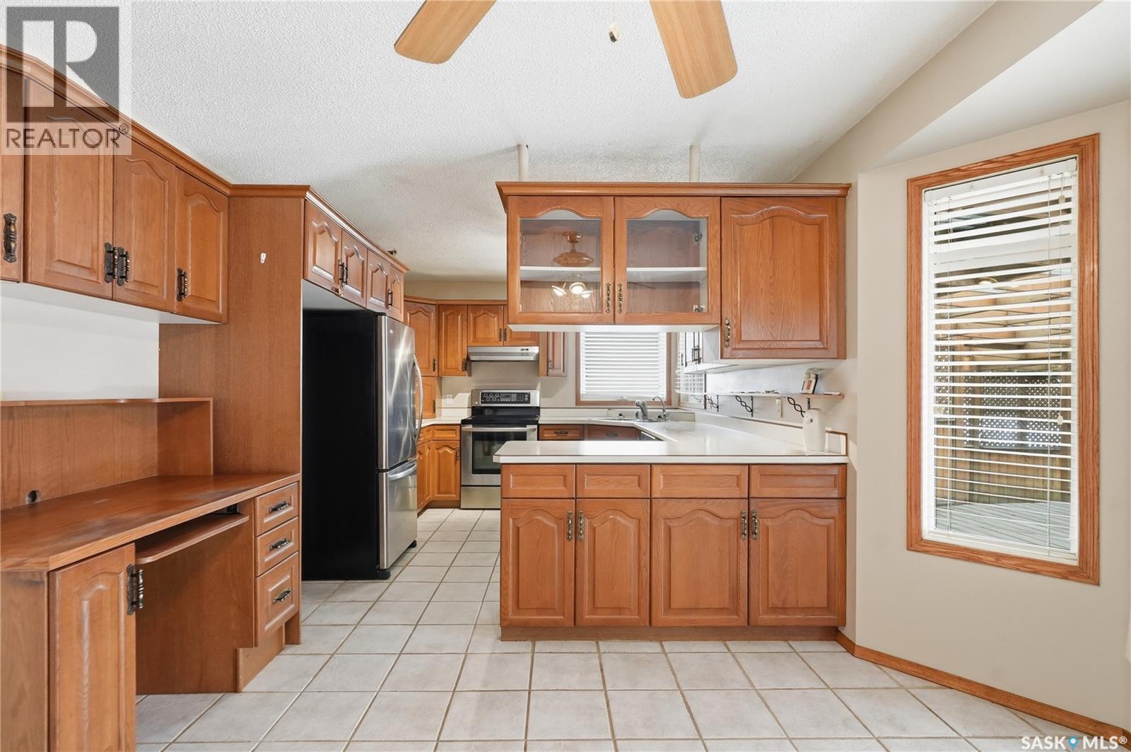 807 115Th Street E, Saskatoon, SK - Indoor Photo Showing Kitchen