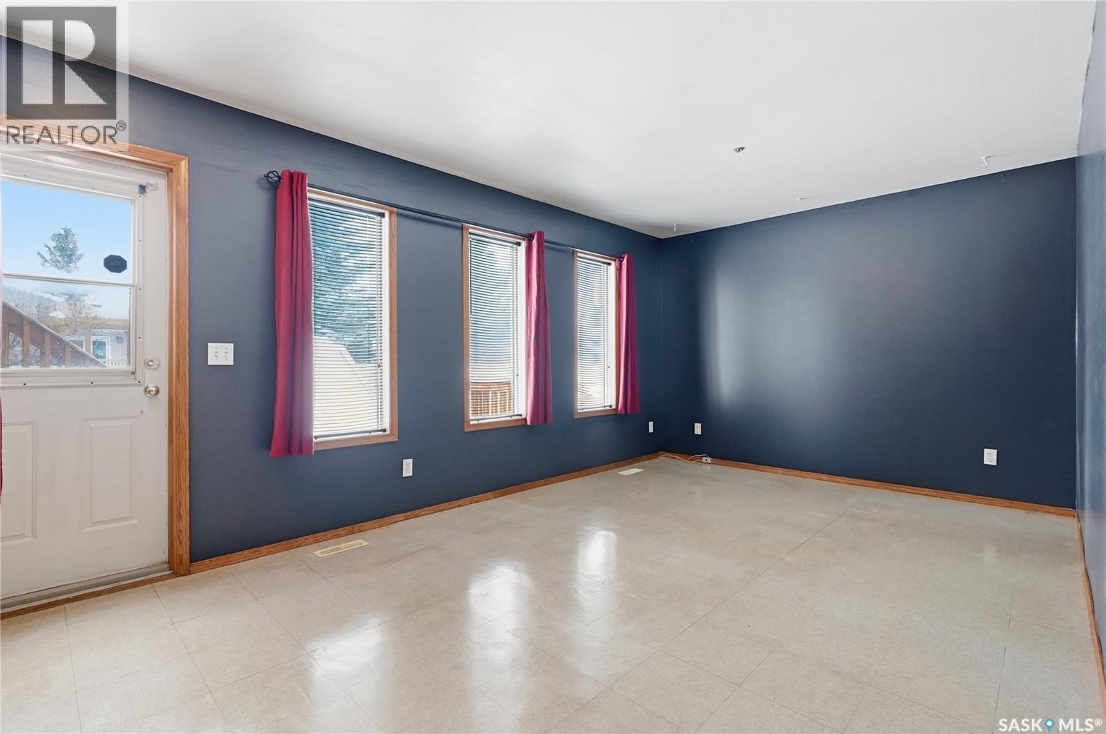 807 115Th Street E, Saskatoon, SK - Indoor Photo Showing Other Room