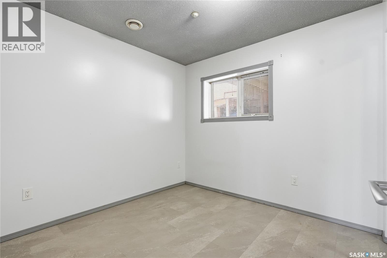 807 115Th Street E, Saskatoon, SK - Indoor Photo Showing Other Room