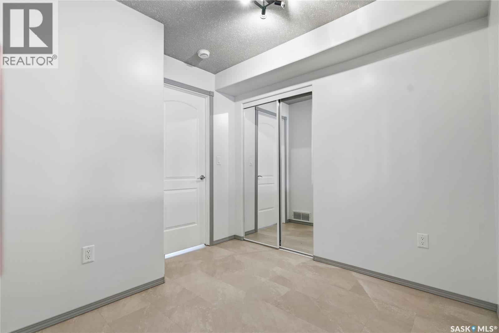 807 115Th Street E, Saskatoon, SK - Indoor Photo Showing Other Room