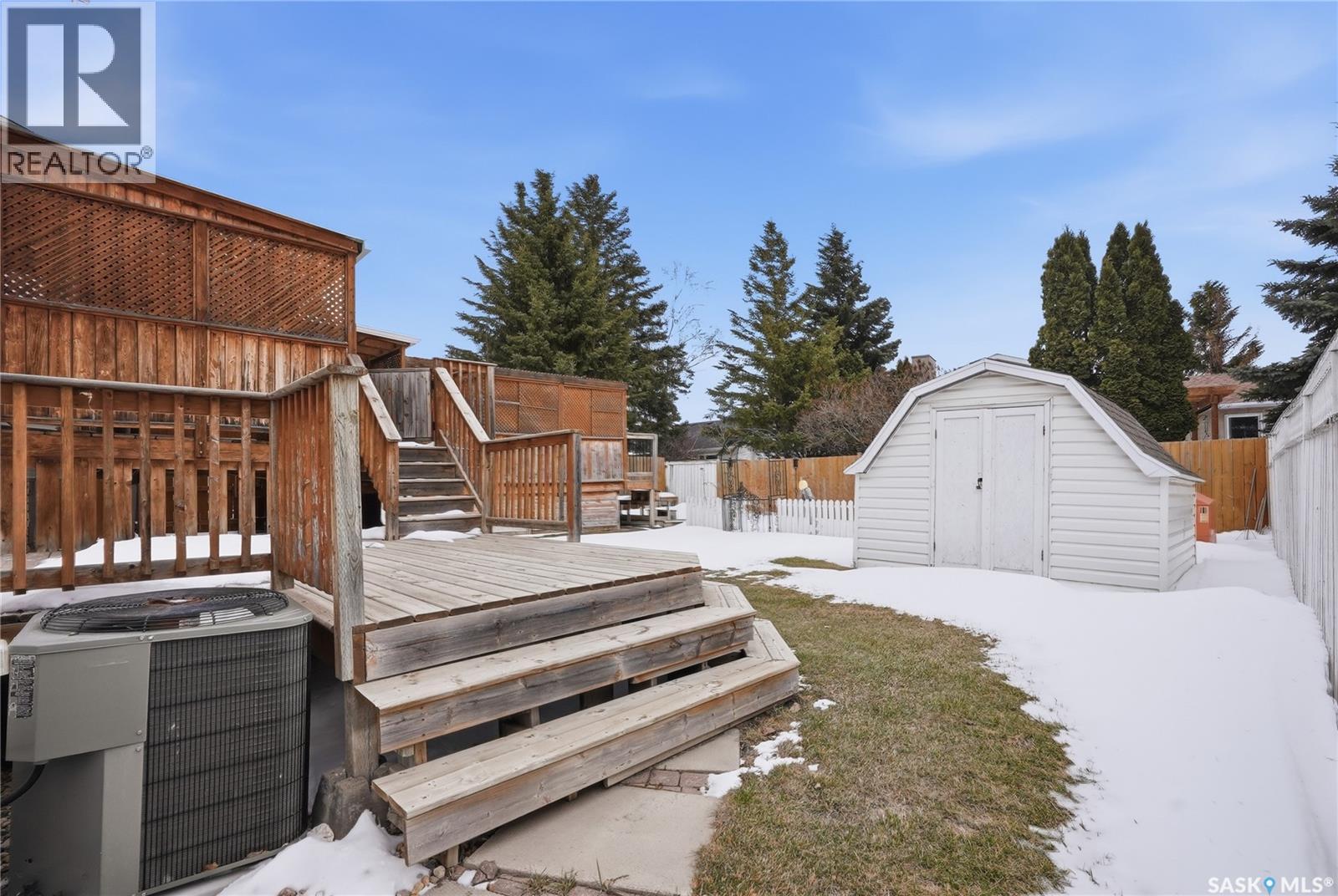 807 115Th Street E, Saskatoon, SK - Outdoor With Deck Patio Veranda