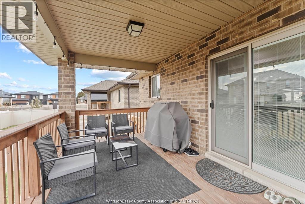 1249 Cancun, Windsor, ON - Outdoor With Deck Patio Veranda With Exterior