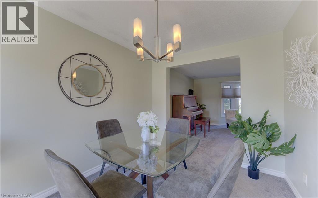 83 Manor Drive, Kitchener, ON - Indoor Photo Showing Dining Room