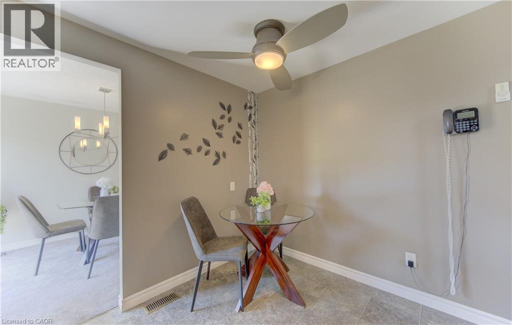 83 Manor Drive, Kitchener, ON - Indoor Photo Showing Dining Room