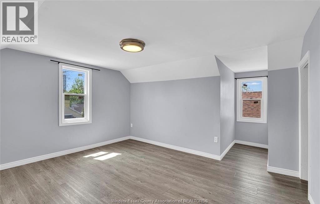 294 Louis Avenue, Windsor, ON - Indoor Photo Showing Other Room