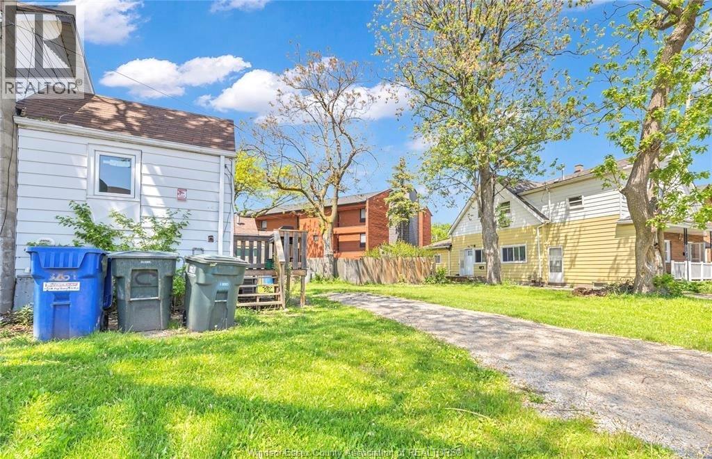 294 Louis Avenue, Windsor, ON - Outdoor