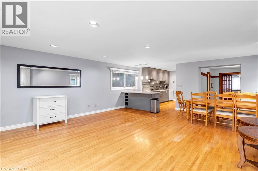 81 Sterling Street, Hamilton, ON - Indoor