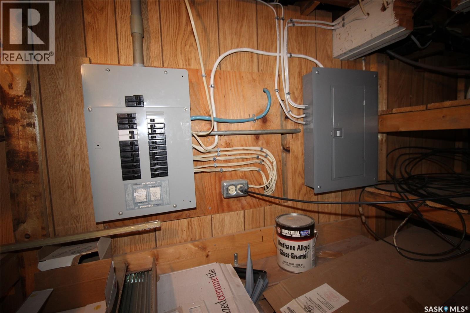 780 1St Street E, Shaunavon, SK - Indoor Photo Showing Basement