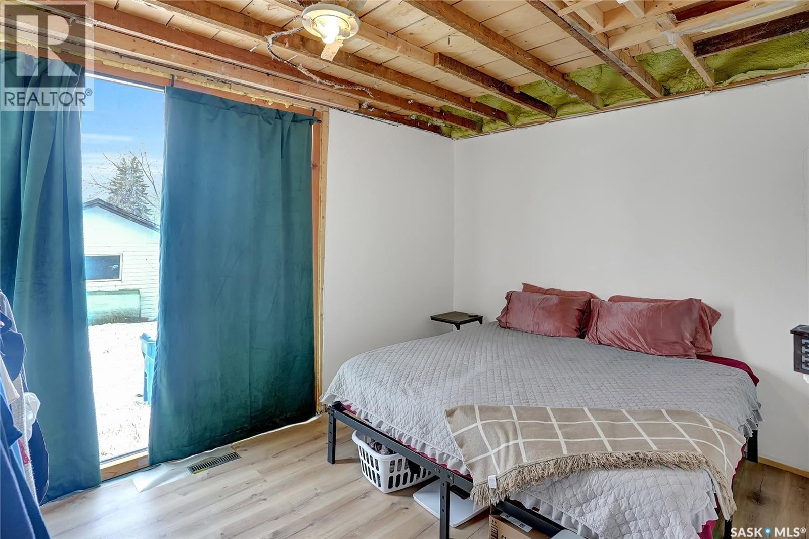 328 Cornwall Street, Regina, SK - Indoor Photo Showing Bedroom