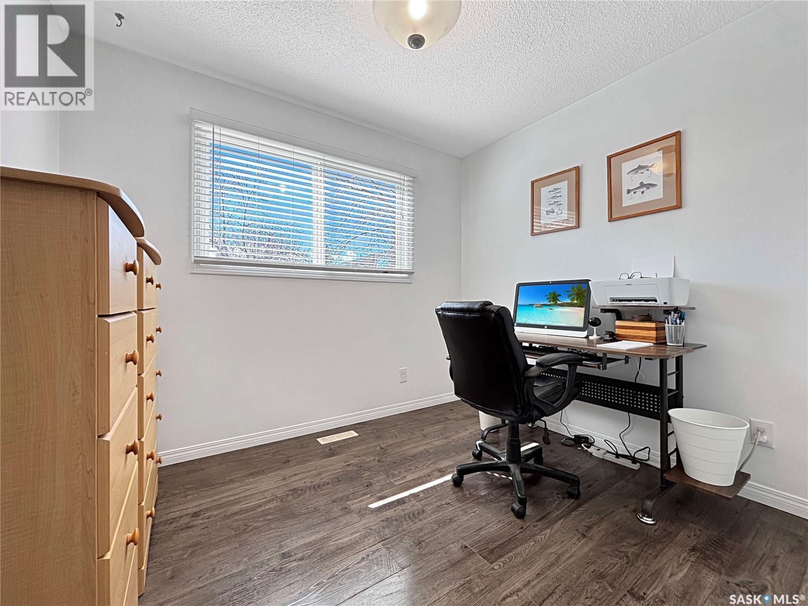 755 Tobin Terrace, Saskatoon, SK - Indoor Photo Showing Office