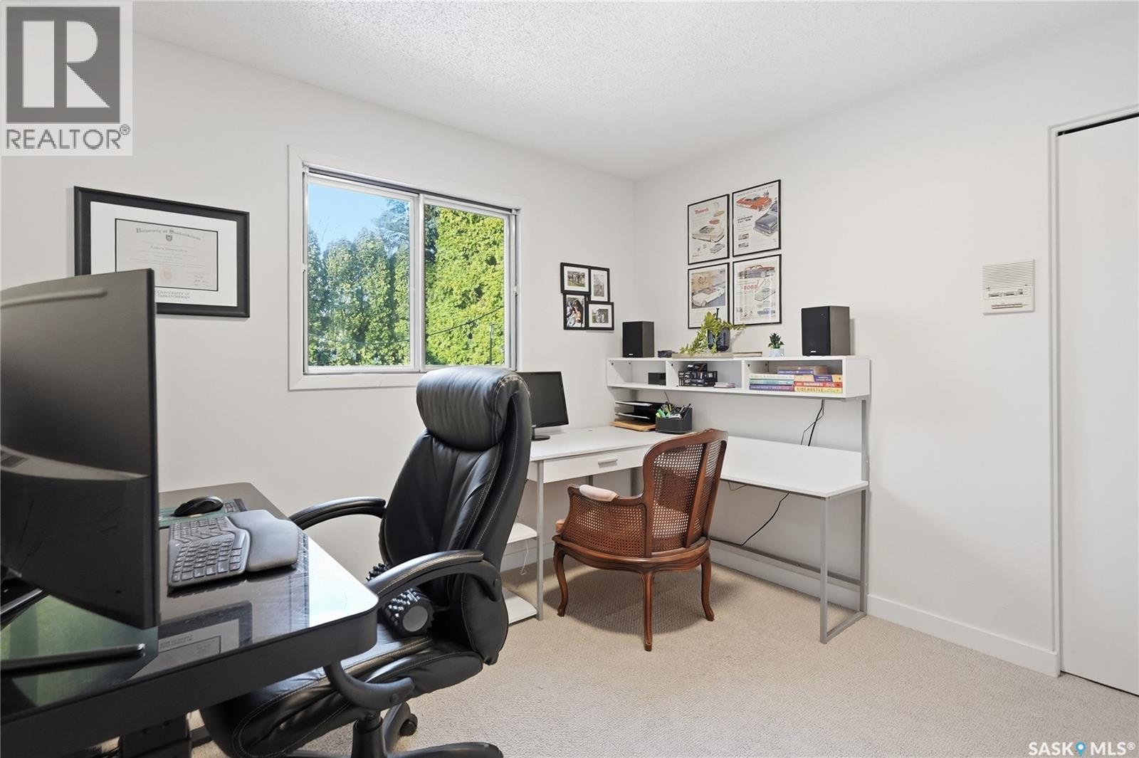 627 Delaronde Crescent, Saskatoon, SK - Indoor Photo Showing Office