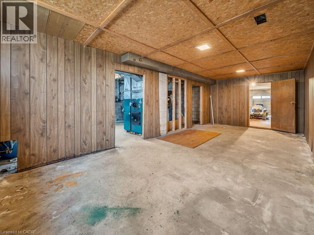 1416 Highway 6, Hamilton, ON - Indoor