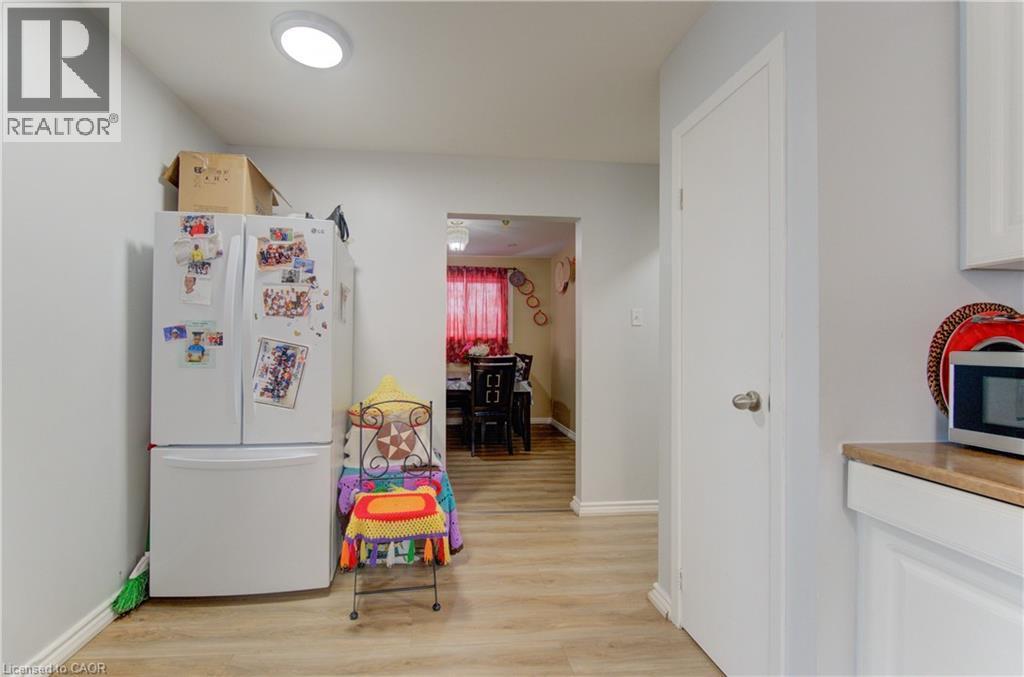 110 Hazelglen Drive, Kitchener, ON - Indoor Photo Showing Other Room