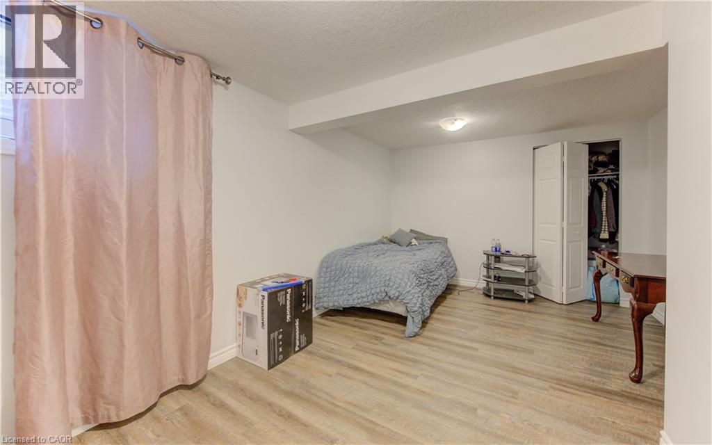 110 Hazelglen Drive, Kitchener, ON - Indoor