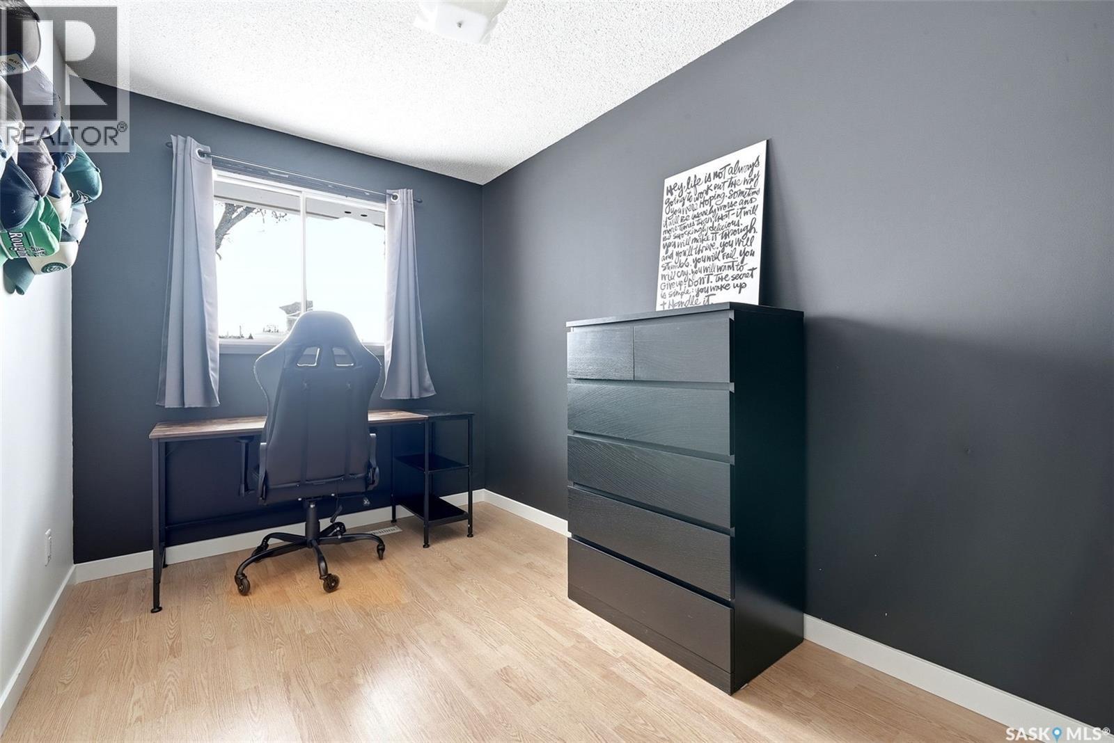 224 Mikkelson Drive, Regina, SK - Indoor