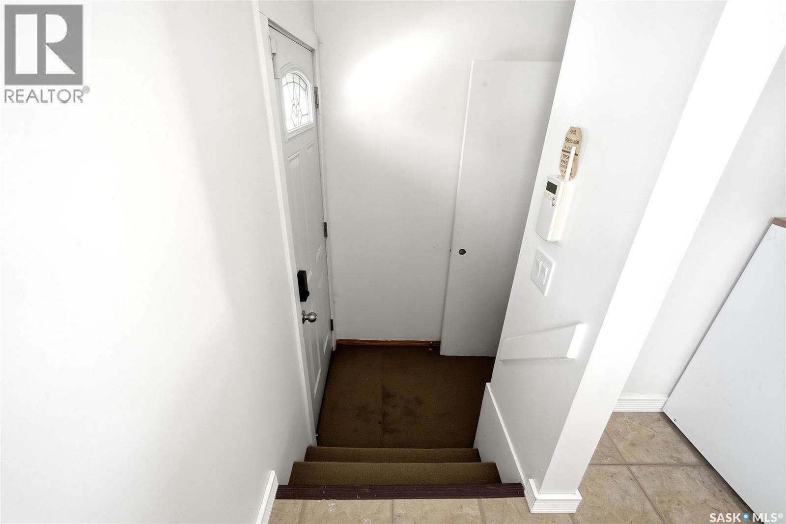 224 Mikkelson Drive, Regina, SK - Indoor Photo Showing Other Room