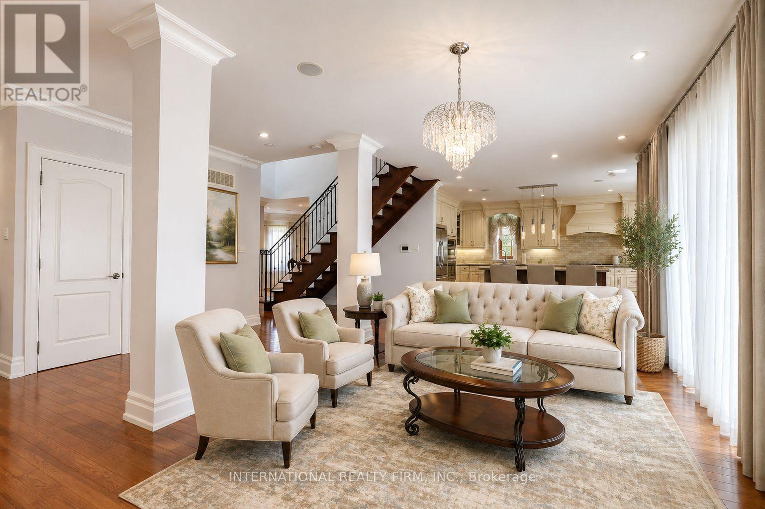 3496 Burningoak Crescent, Mississauga, ON - Indoor Photo Showing Living Room