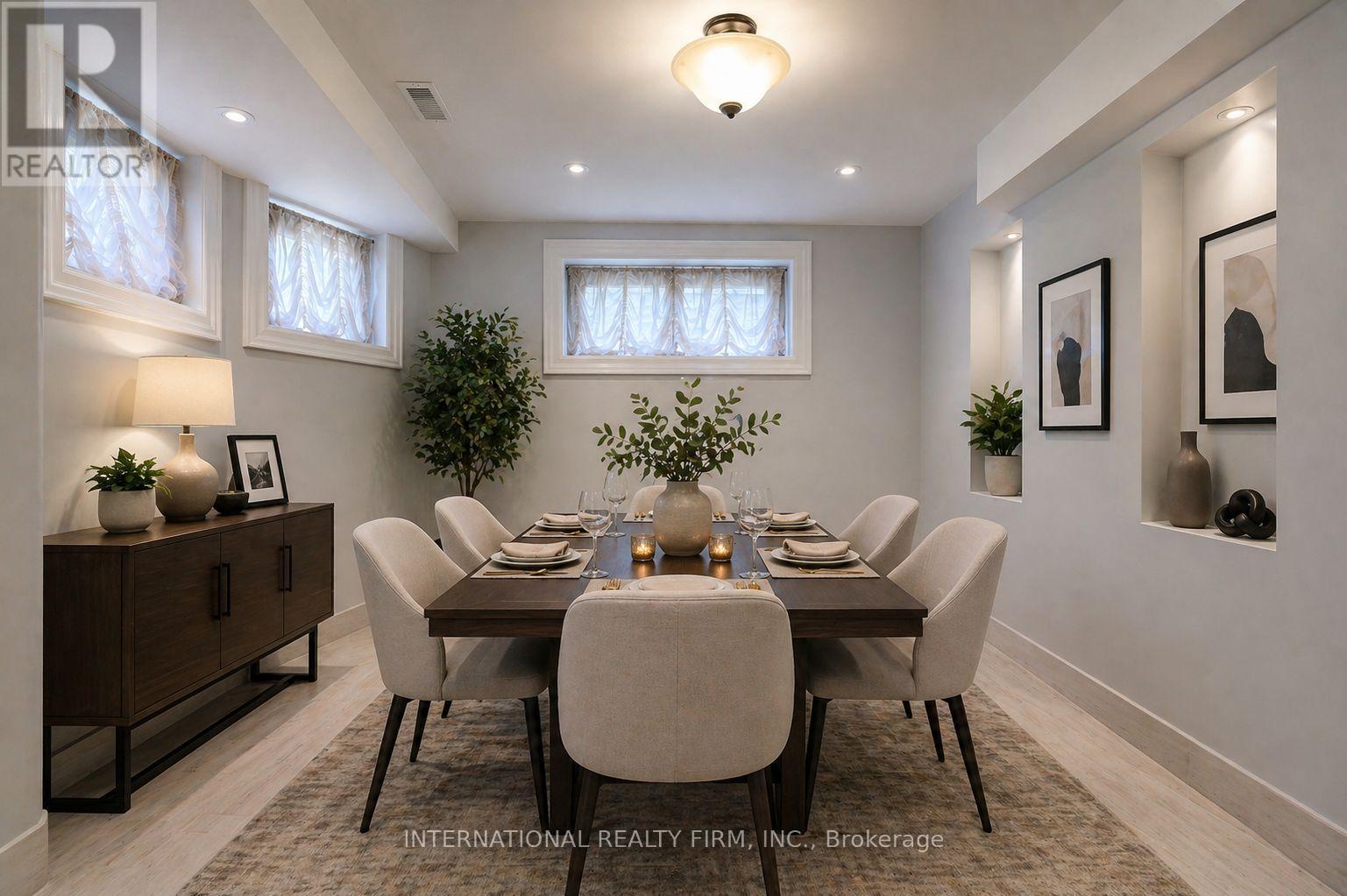 3496 Burningoak Crescent, Mississauga, ON - Indoor Photo Showing Dining Room