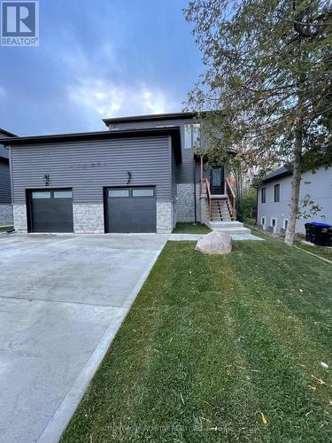 52 MARILYN AVENUE S  Wasaga Beach, ON L9Z 2Y1