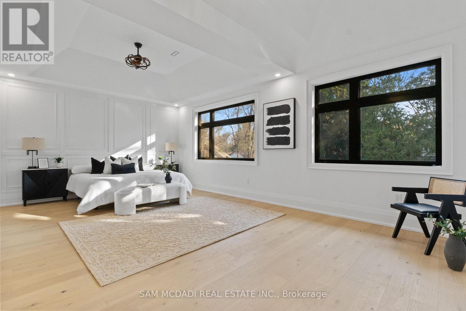 1610 Kenmuir Avenue, Mississauga, ON - Indoor Photo Showing Bedroom