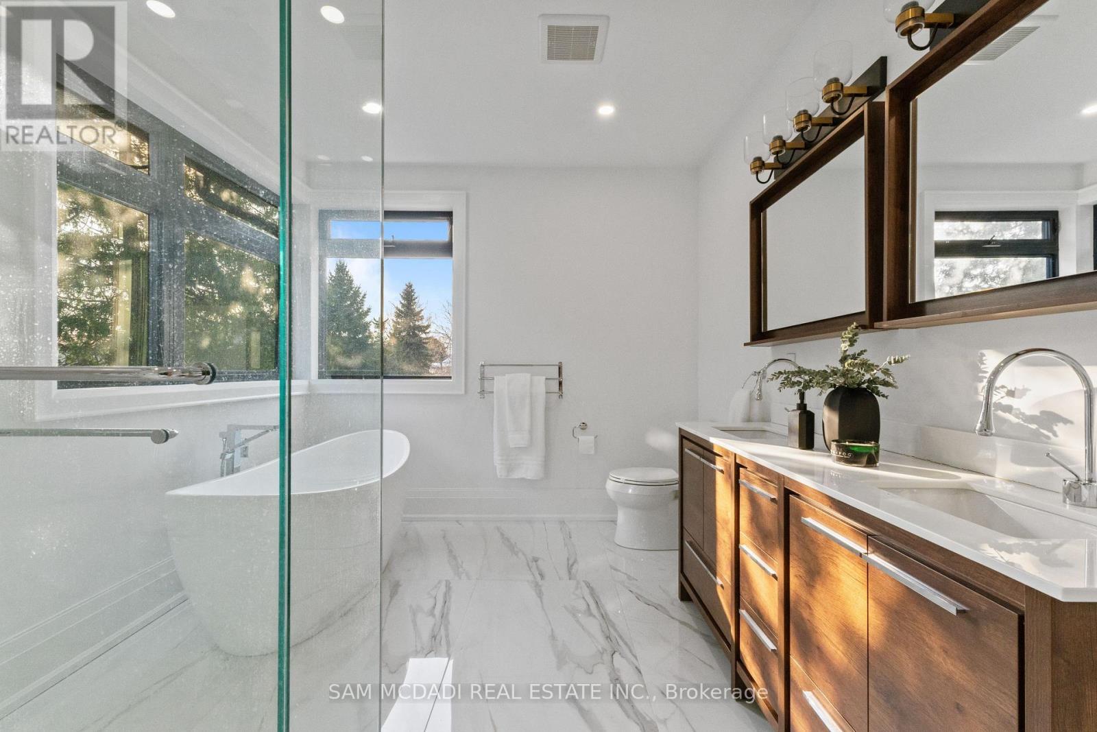 1610 Kenmuir Avenue, Mississauga, ON - Indoor Photo Showing Bathroom