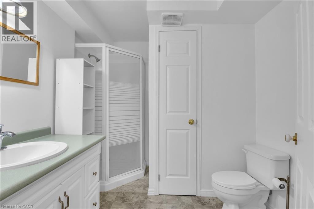 115 Daimler Drive, Kitchener, ON - Indoor Photo Showing Bathroom