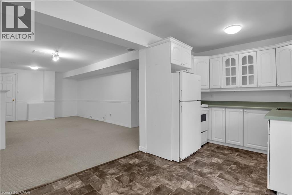 115 Daimler Drive, Kitchener, ON - Indoor