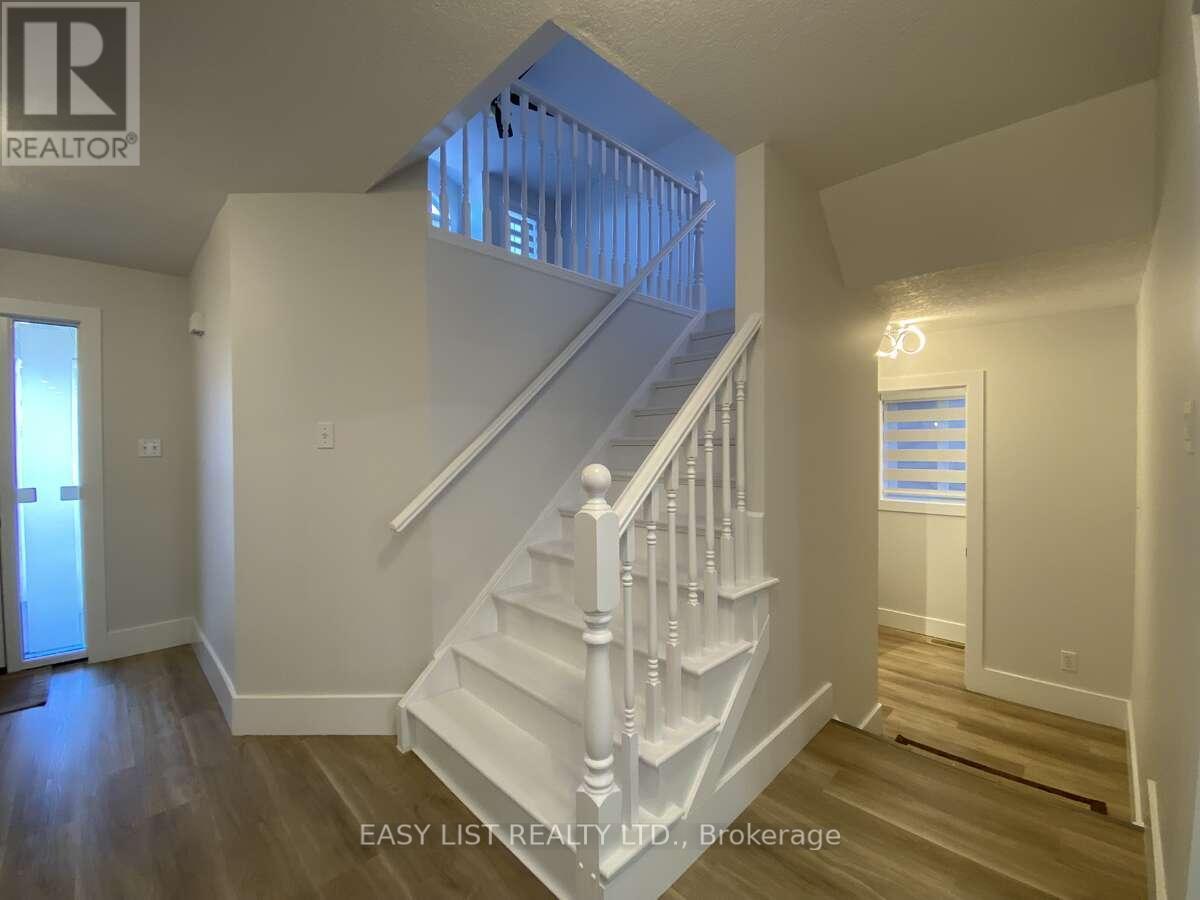 125 Steepleridge Street, Kitchener, ON - Indoor Photo Showing Other Room