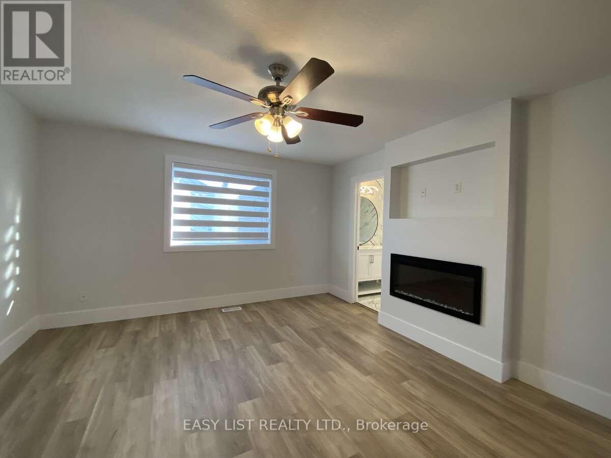 125 Steepleridge Street, Kitchener, ON - Indoor With Fireplace