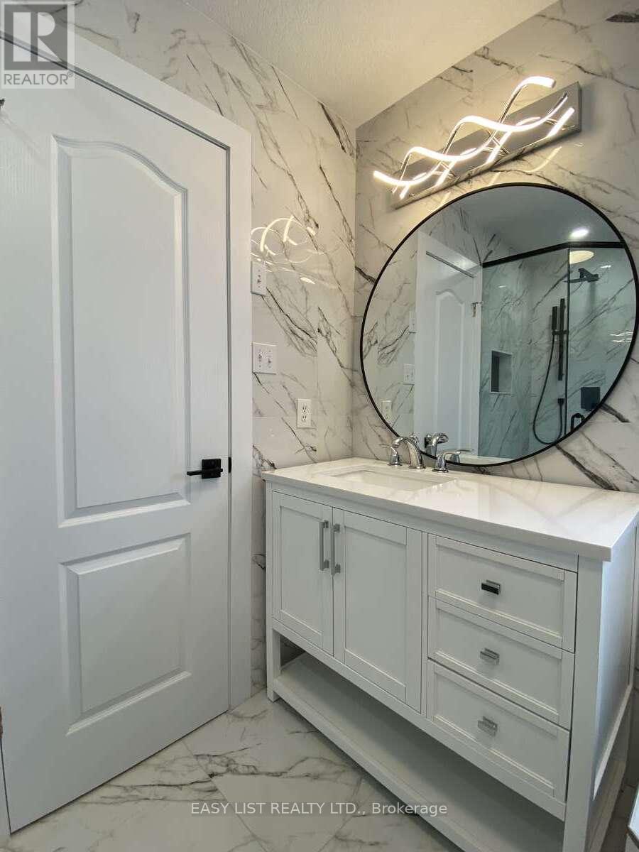125 Steepleridge Street, Kitchener, ON - Indoor Photo Showing Other Room