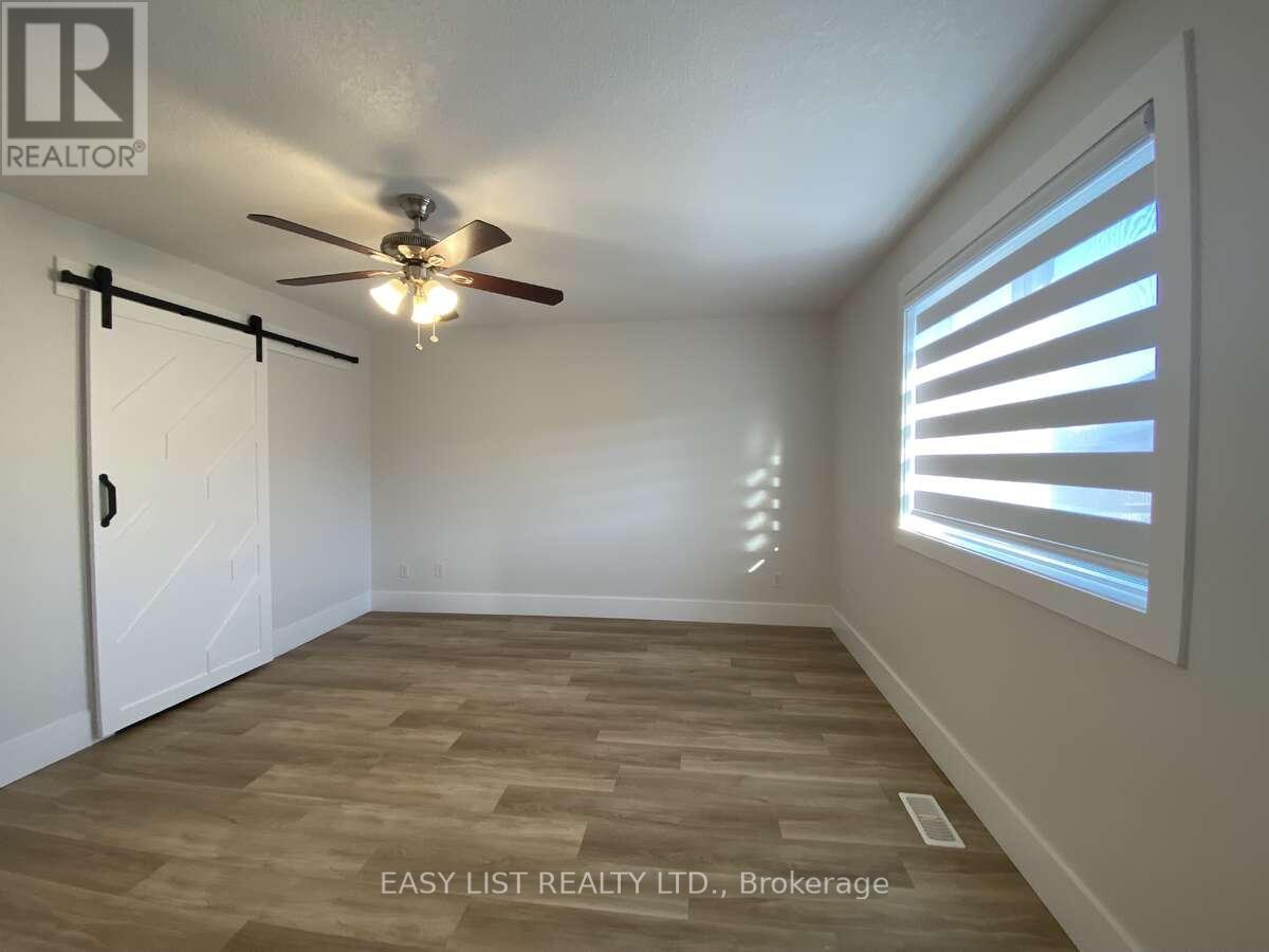 125 Steepleridge Street, Kitchener, ON - Indoor Photo Showing Other Room