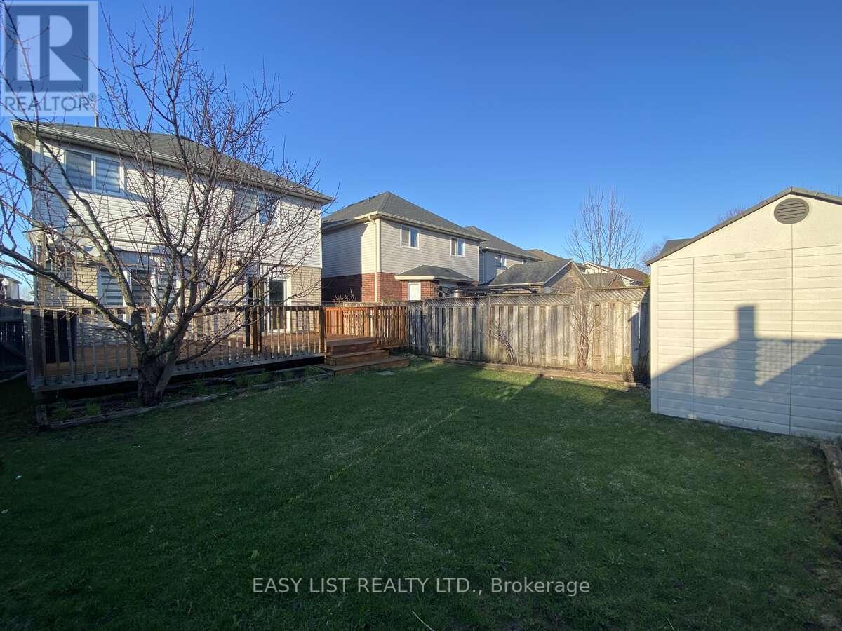 125 Steepleridge Street, Kitchener, ON - Outdoor