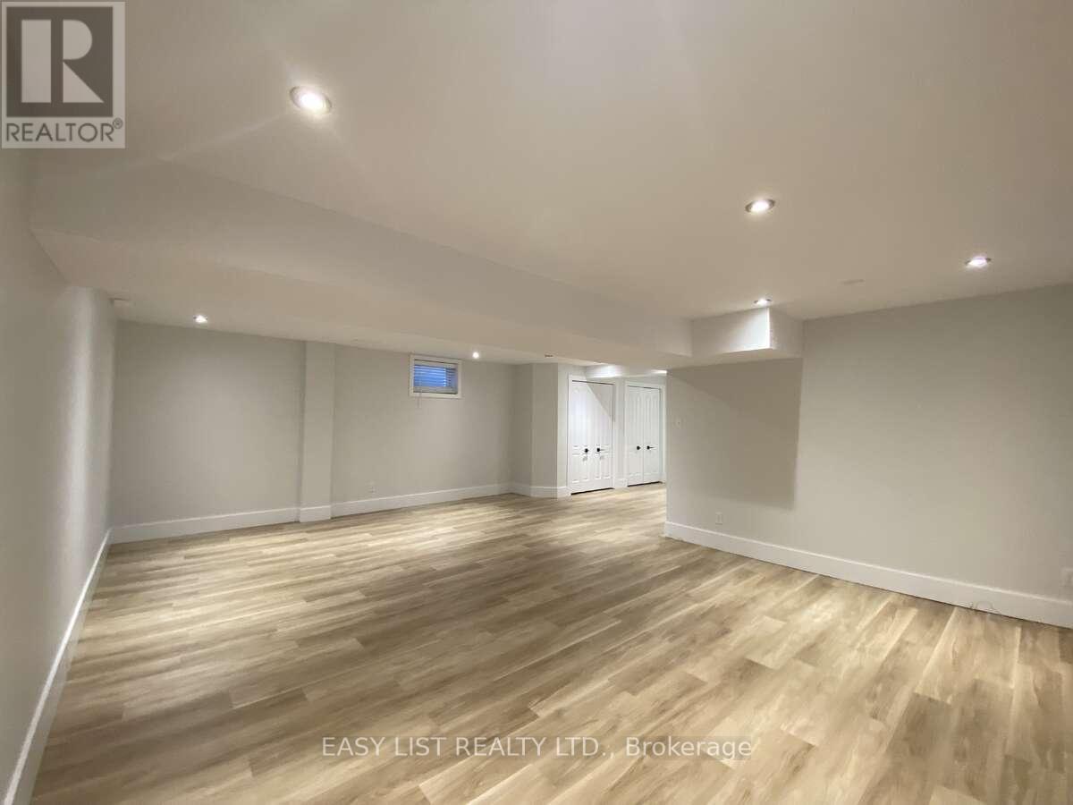 125 Steepleridge Street, Kitchener, ON - Indoor Photo Showing Other Room
