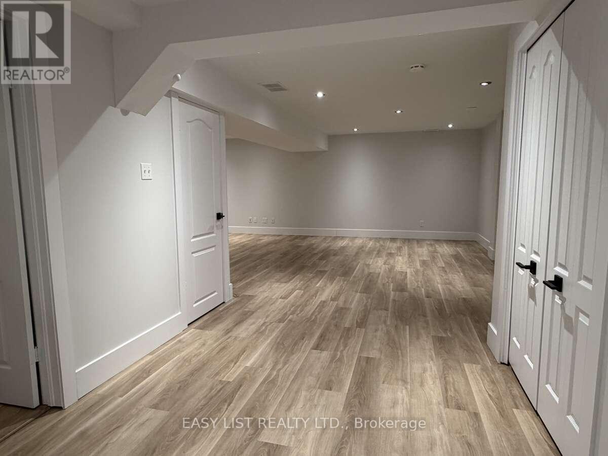 125 Steepleridge Street, Kitchener, ON - Indoor Photo Showing Other Room