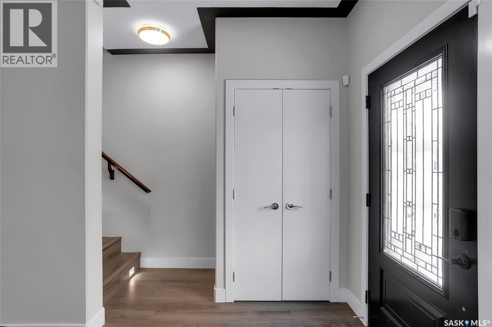 305 Clarence Avenue S, Saskatoon, SK - Indoor Photo Showing Other Room