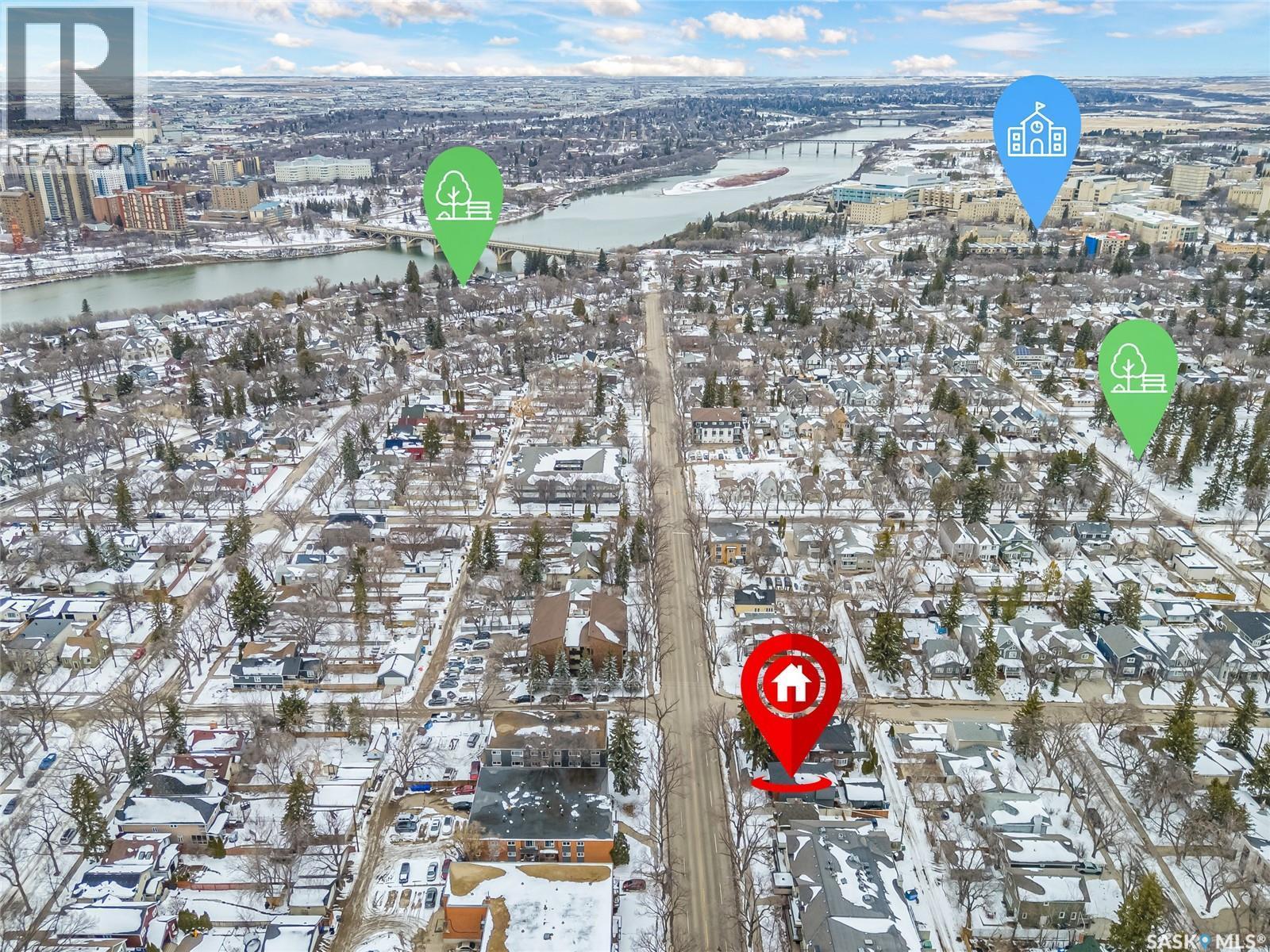 305 Clarence Avenue S, Saskatoon, SK - Outdoor With View