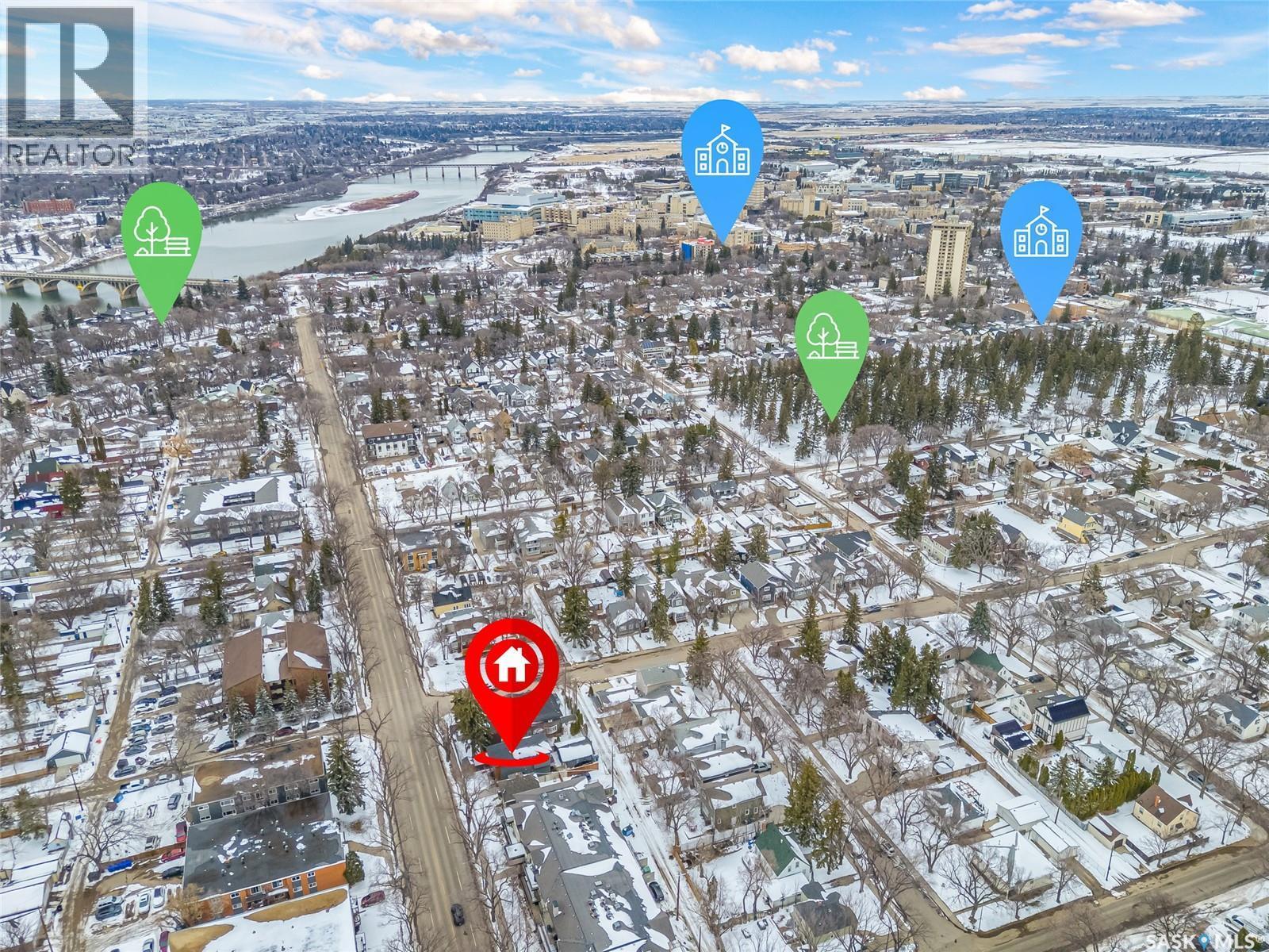 305 Clarence Avenue S, Saskatoon, SK - Outdoor With View