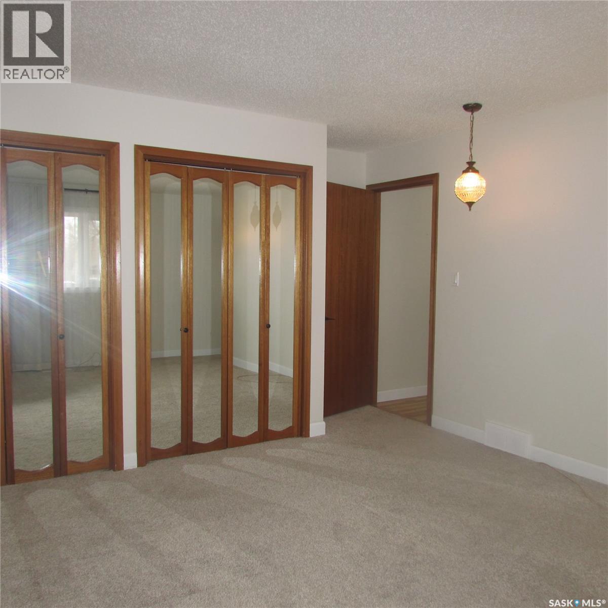 291 Williston Drive, Regina, SK - Indoor Photo Showing Other Room