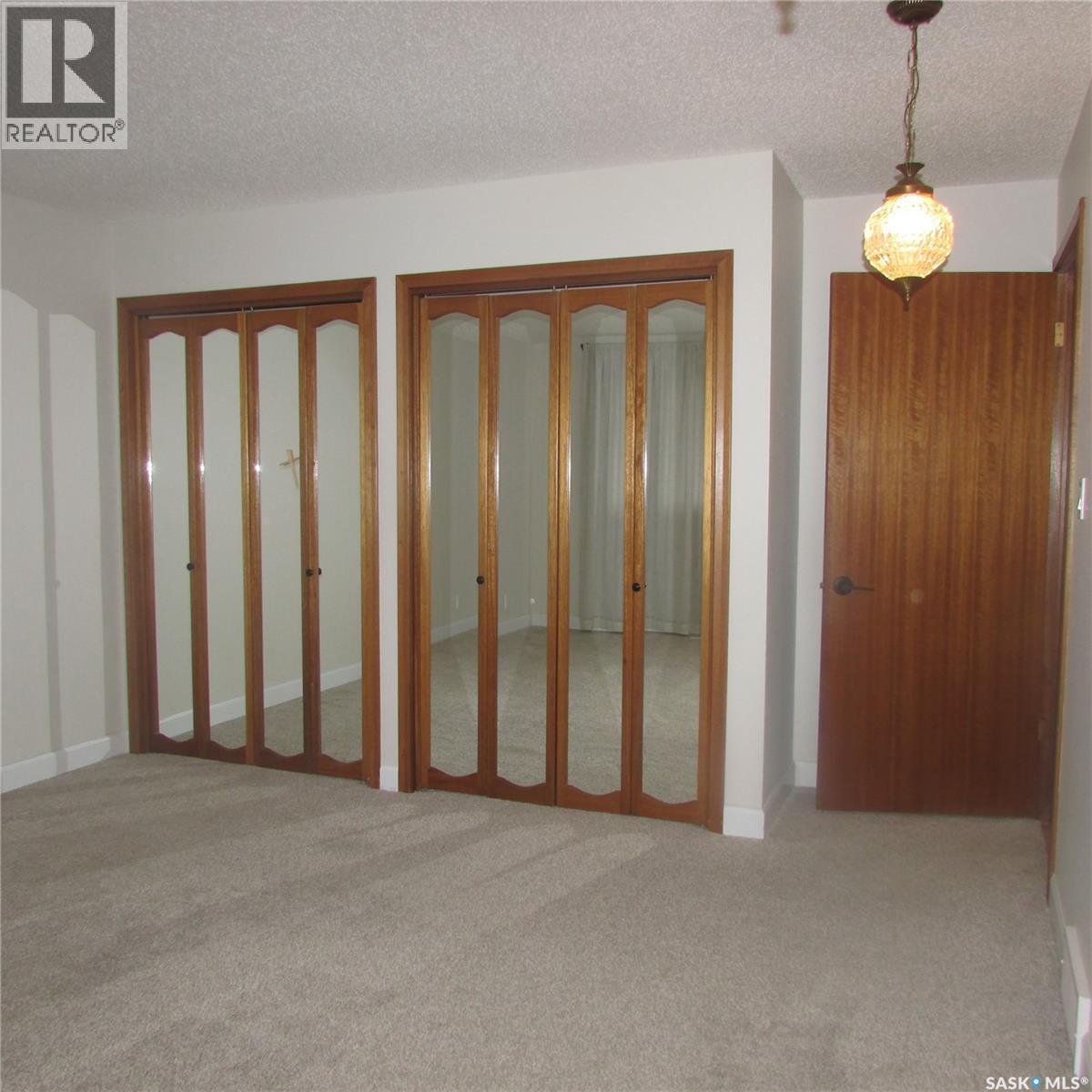 291 Williston Drive, Regina, SK - Indoor Photo Showing Other Room
