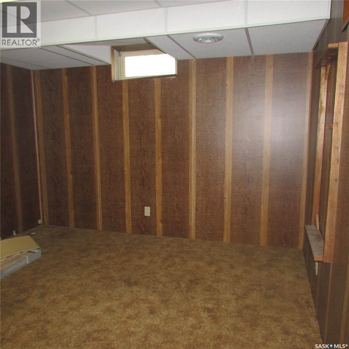 291 Williston Drive, Regina, SK - Indoor Photo Showing Other Room